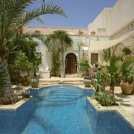 Riad Dar El Caid - Palais XIII Siecle Tozeur Exterior photo