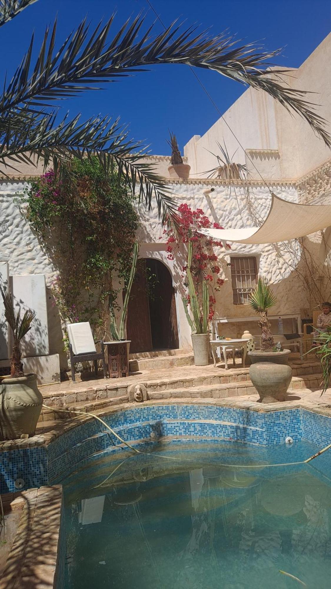 Riad Dar El Caid - Palais XIII Siecle Tozeur Exterior photo